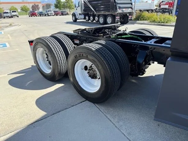 2022 Freightliner Cascadia in Salt Lake City, UT — photo 4
