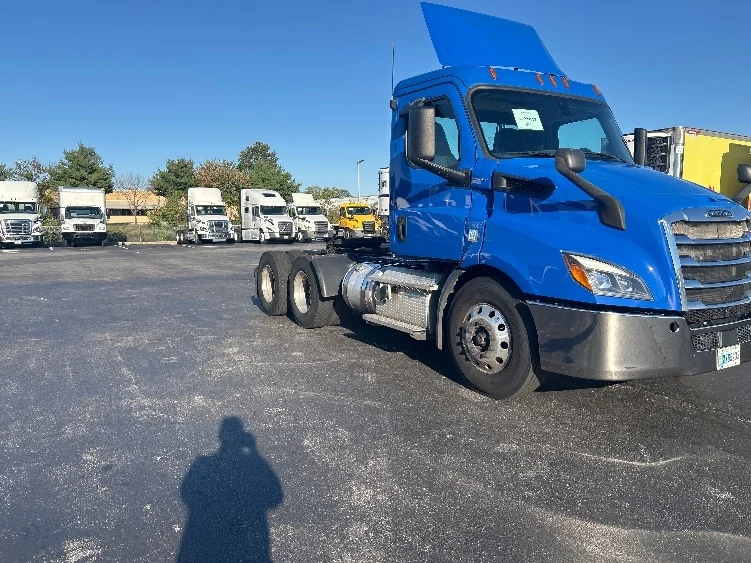 2019 Freightliner Cascadia in Swedesboro, NJ — photo 3