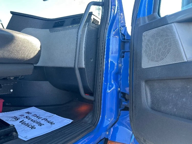 2019 Freightliner Cascadia in Swedesboro, NJ — photo 9