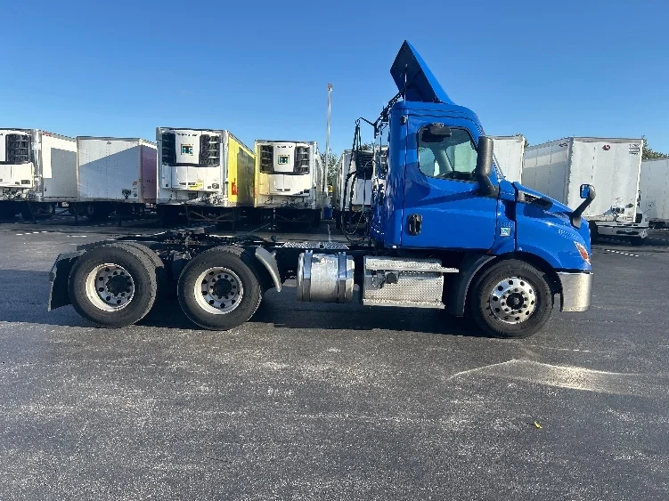 2019 Freightliner Cascadia in Swedesboro, NJ — photo 8