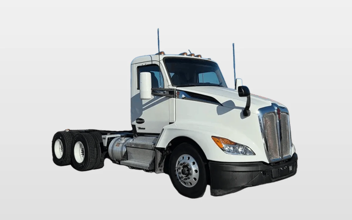 2022 Kenworth T680 - image 1