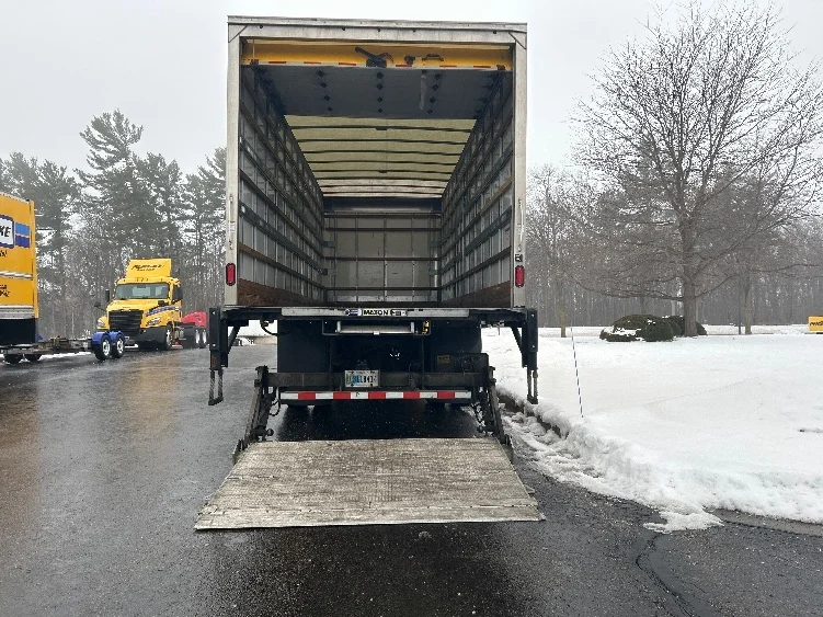 2022 Freightliner M2 106 - image 9