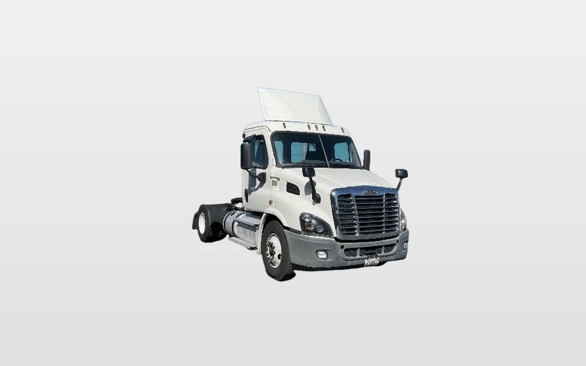 2019 Freightliner - image 1