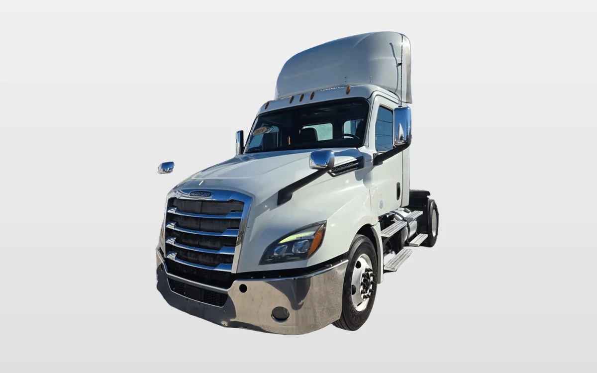 2019 Freightliner - image 1