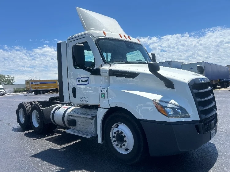 2021 Freightliner Cascadia