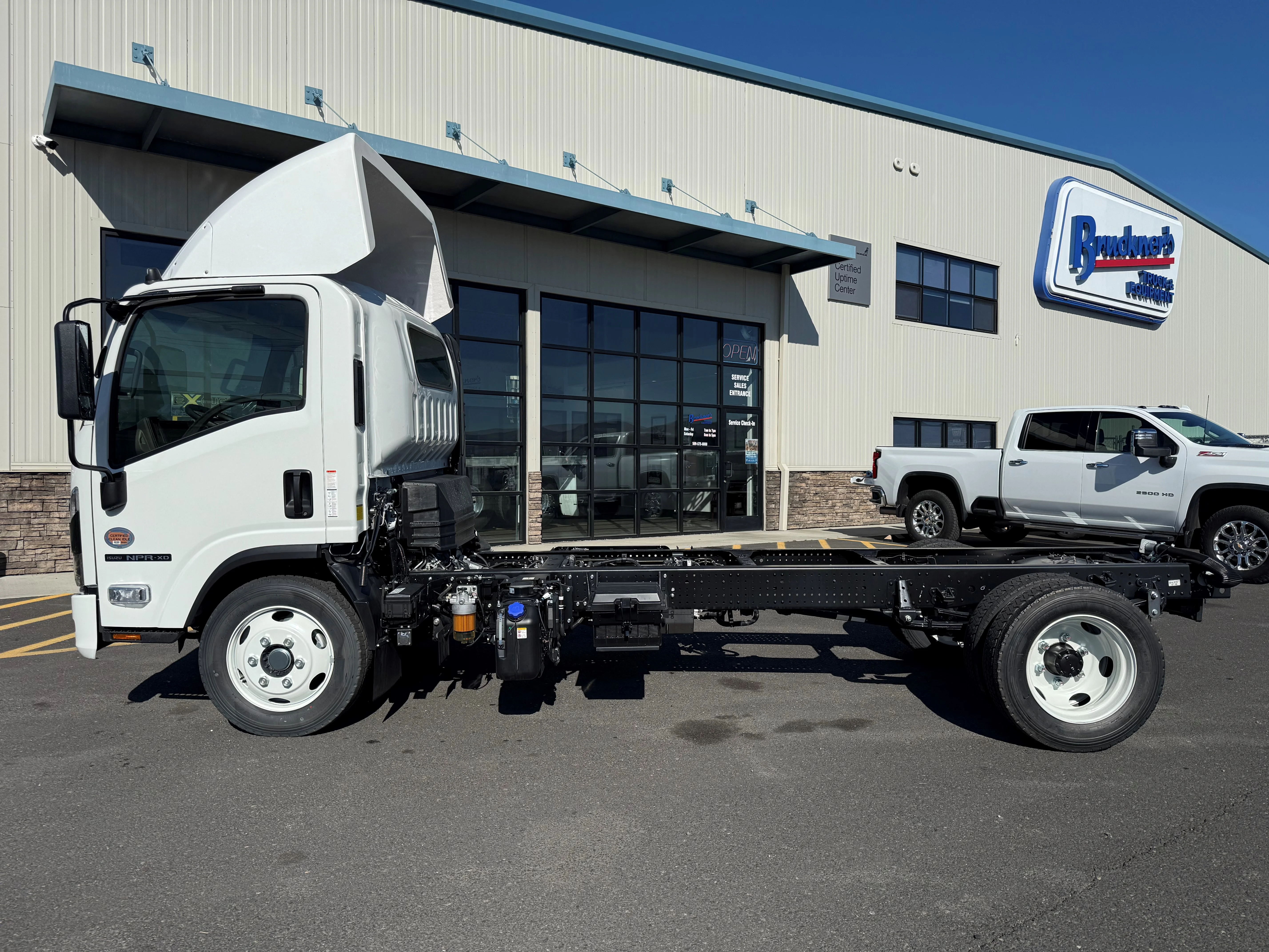 2026 Isuzu NPR in Yakima, WA — photo 8