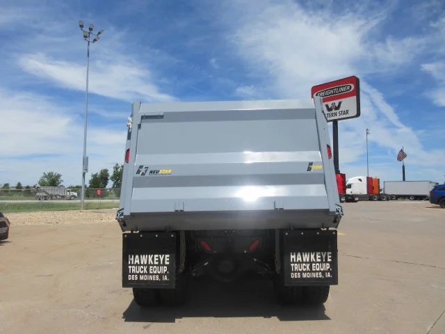 2027 Western Star 47X in Dubuque, IA — photo 4