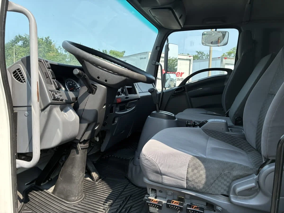 2020 Isuzu FTR in Newark, NJ — photo 14