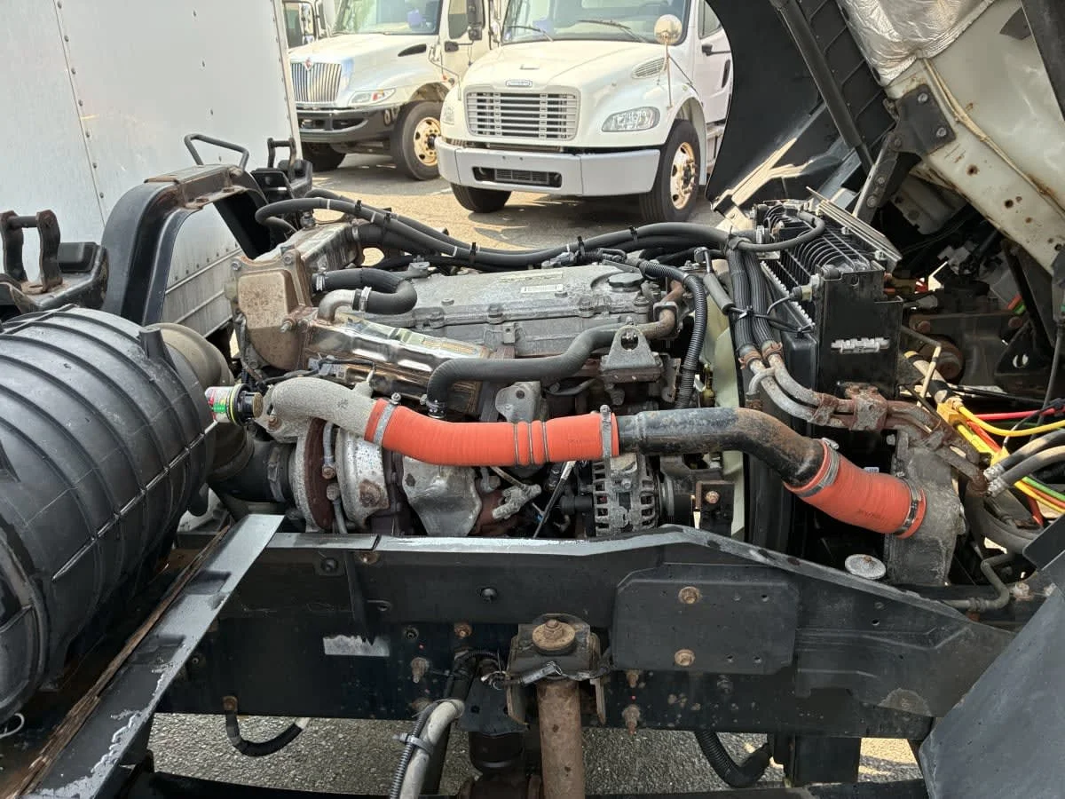 2020 Isuzu FTR in Newark, NJ — photo 13