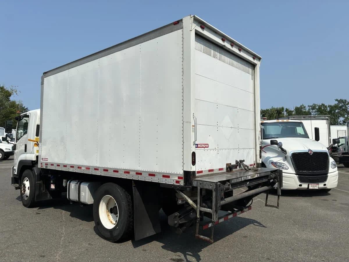 2020 Isuzu FTR in Newark, NJ — photo 6