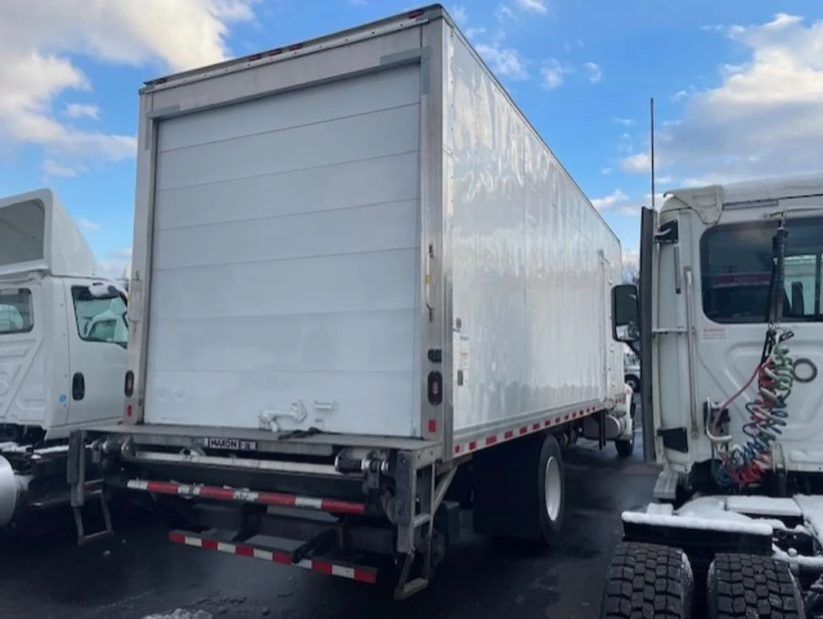 2019 International 4300 in Farmingdale, NY — photo 4