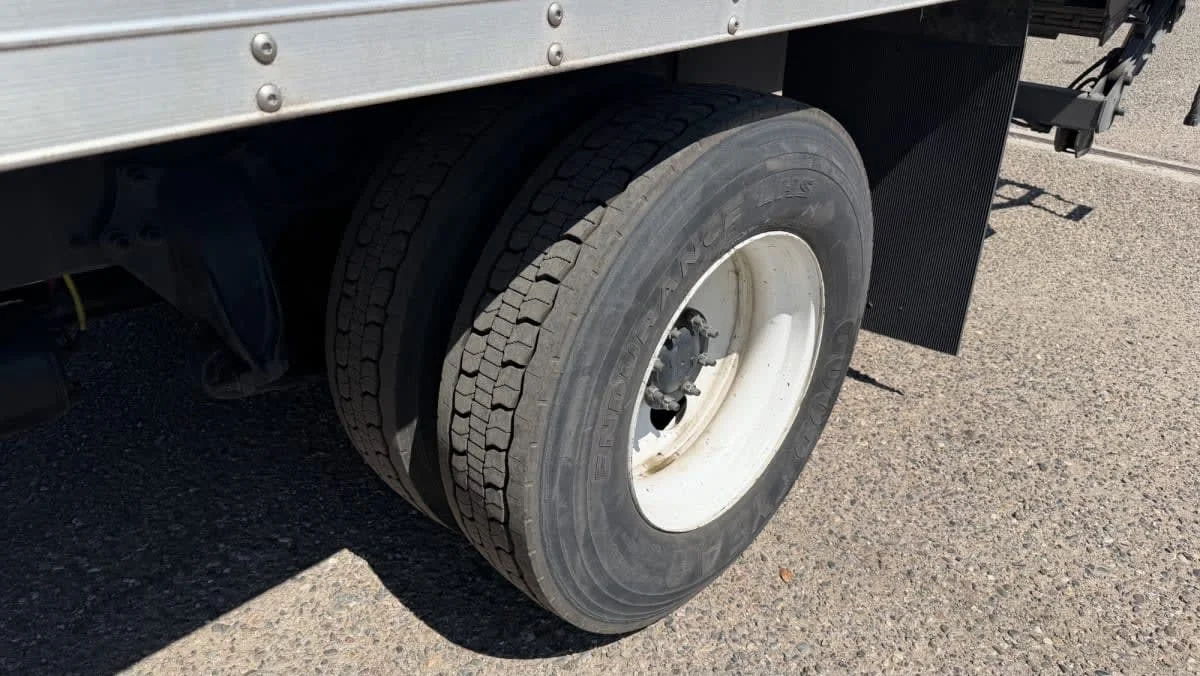 2023 Freightliner M2 106 in Phoenix, AZ — photo 14