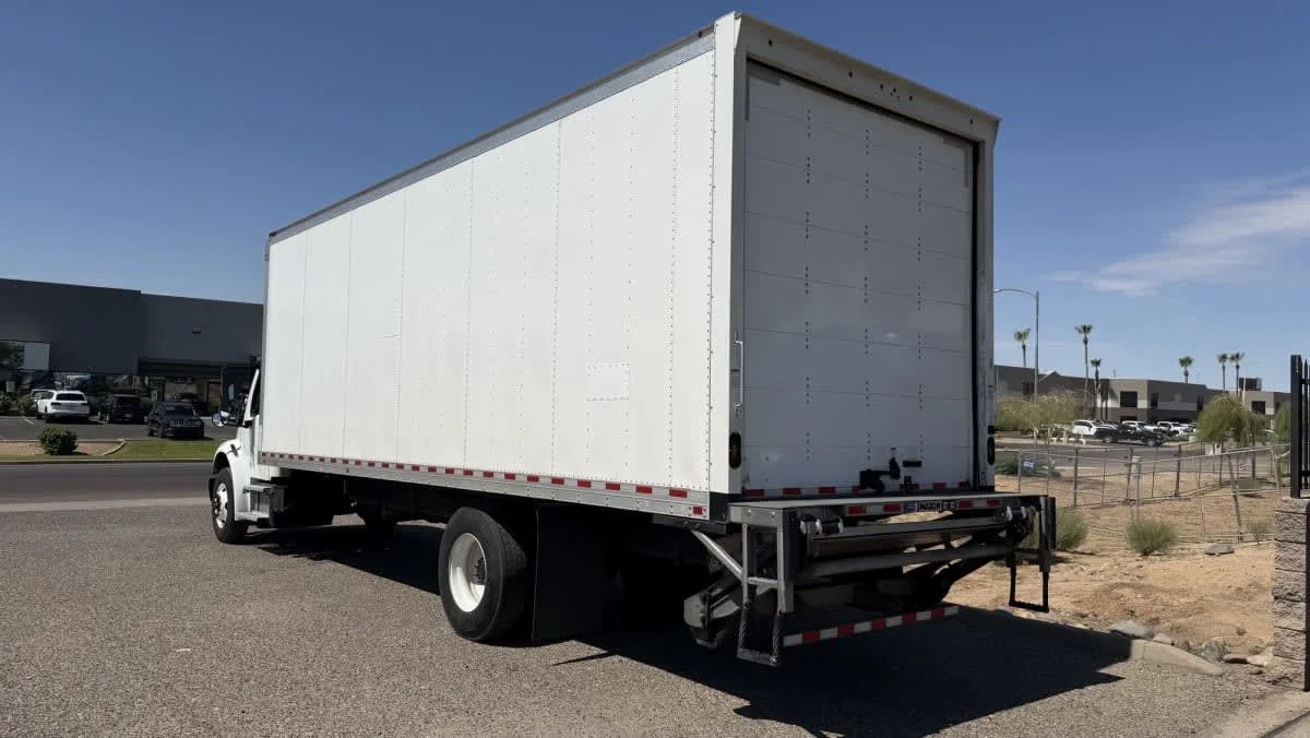 2023 Freightliner M2 106 in Phoenix, AZ — photo 6