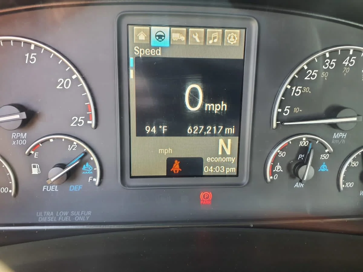 2020 Freightliner Cascadia in O'fallon, MO — photo 9