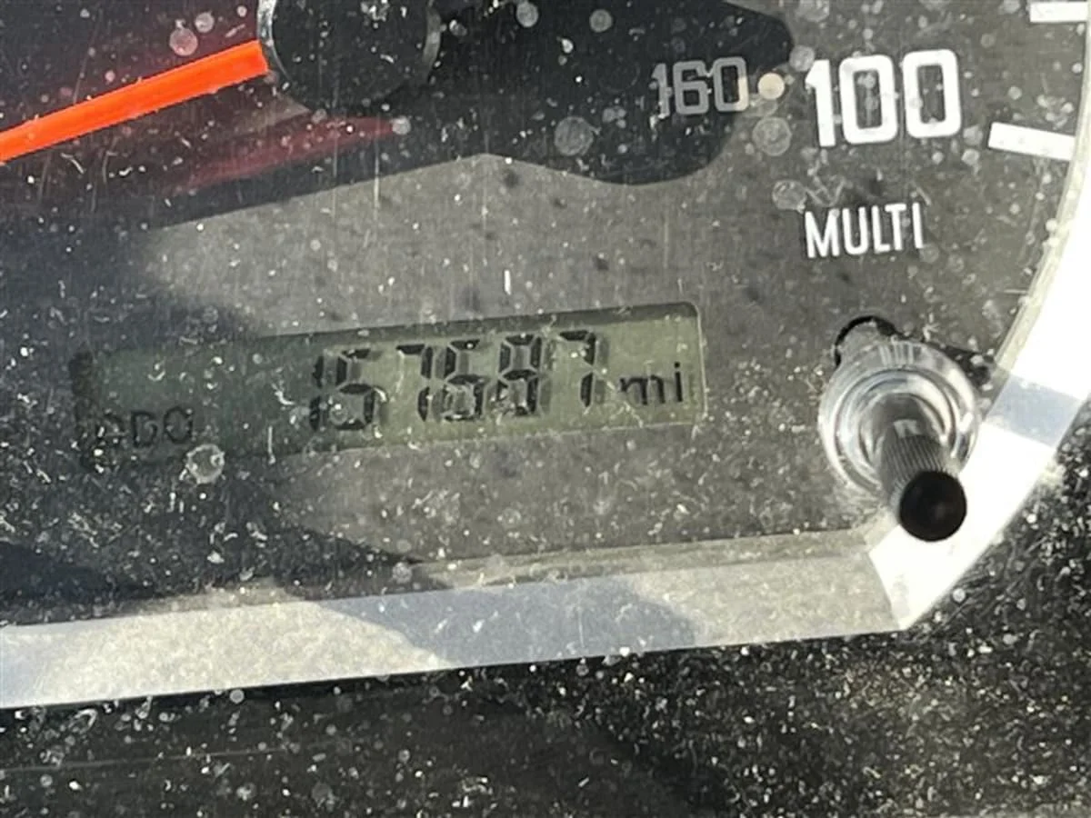 2019 Isuzu NRR - image 9