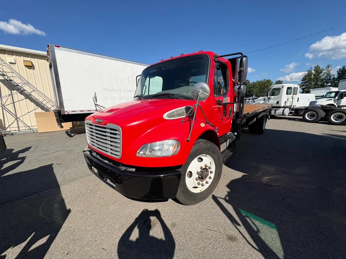 2019 Freightliner M2 106