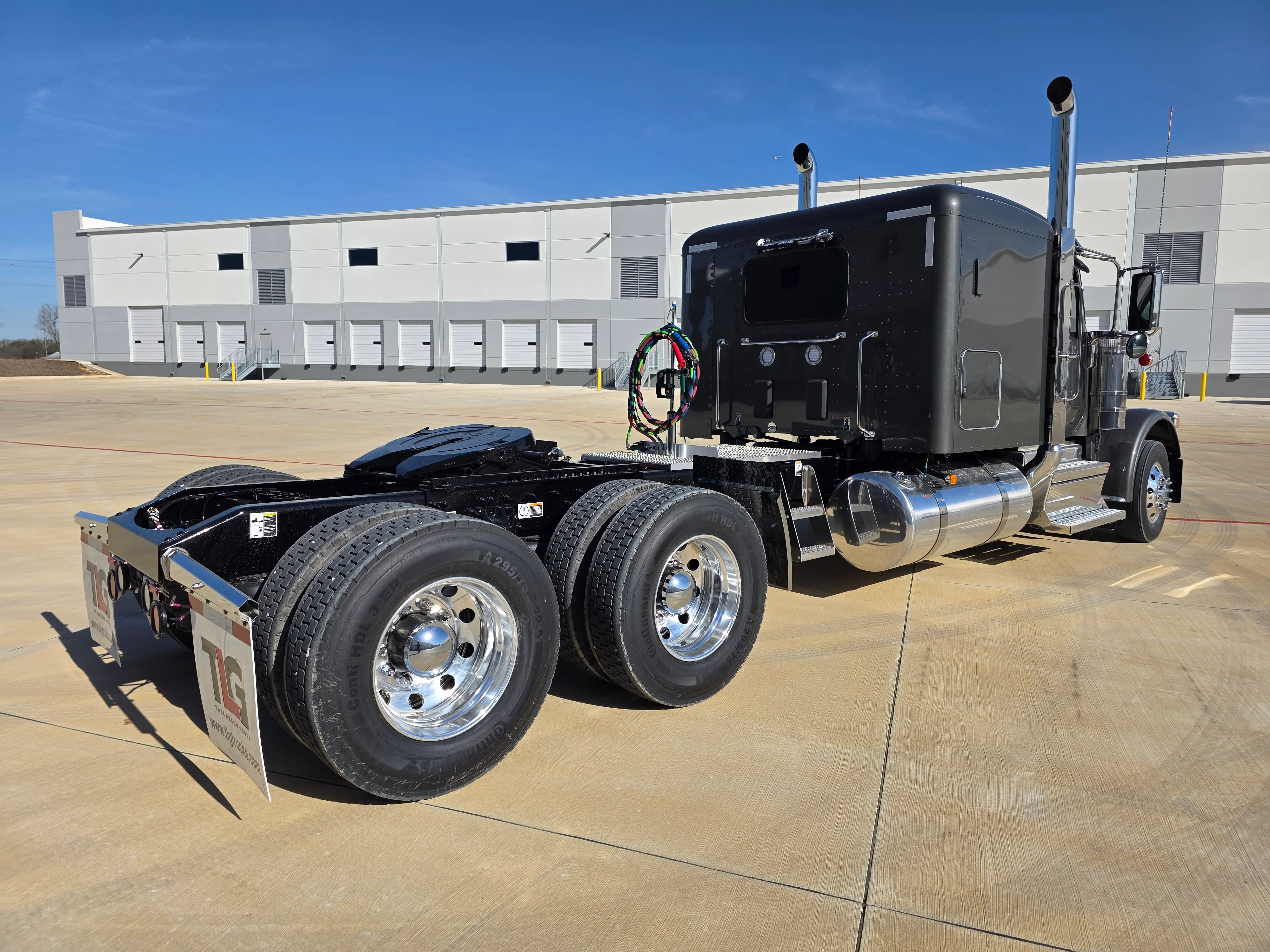 2027 Peterbilt 589 in O'fallon, MO — photo 5