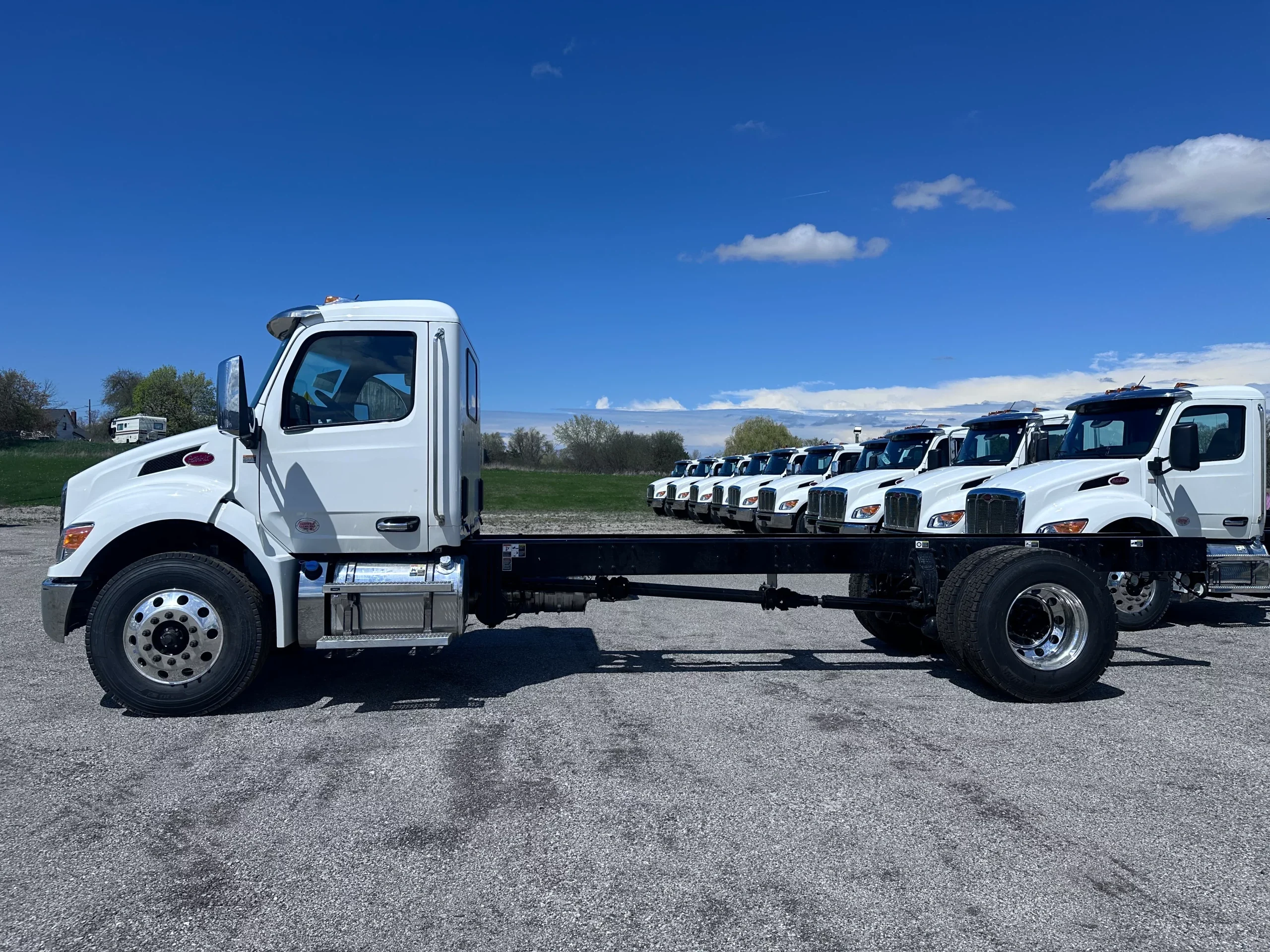 2026 Peterbilt 536 - image 4