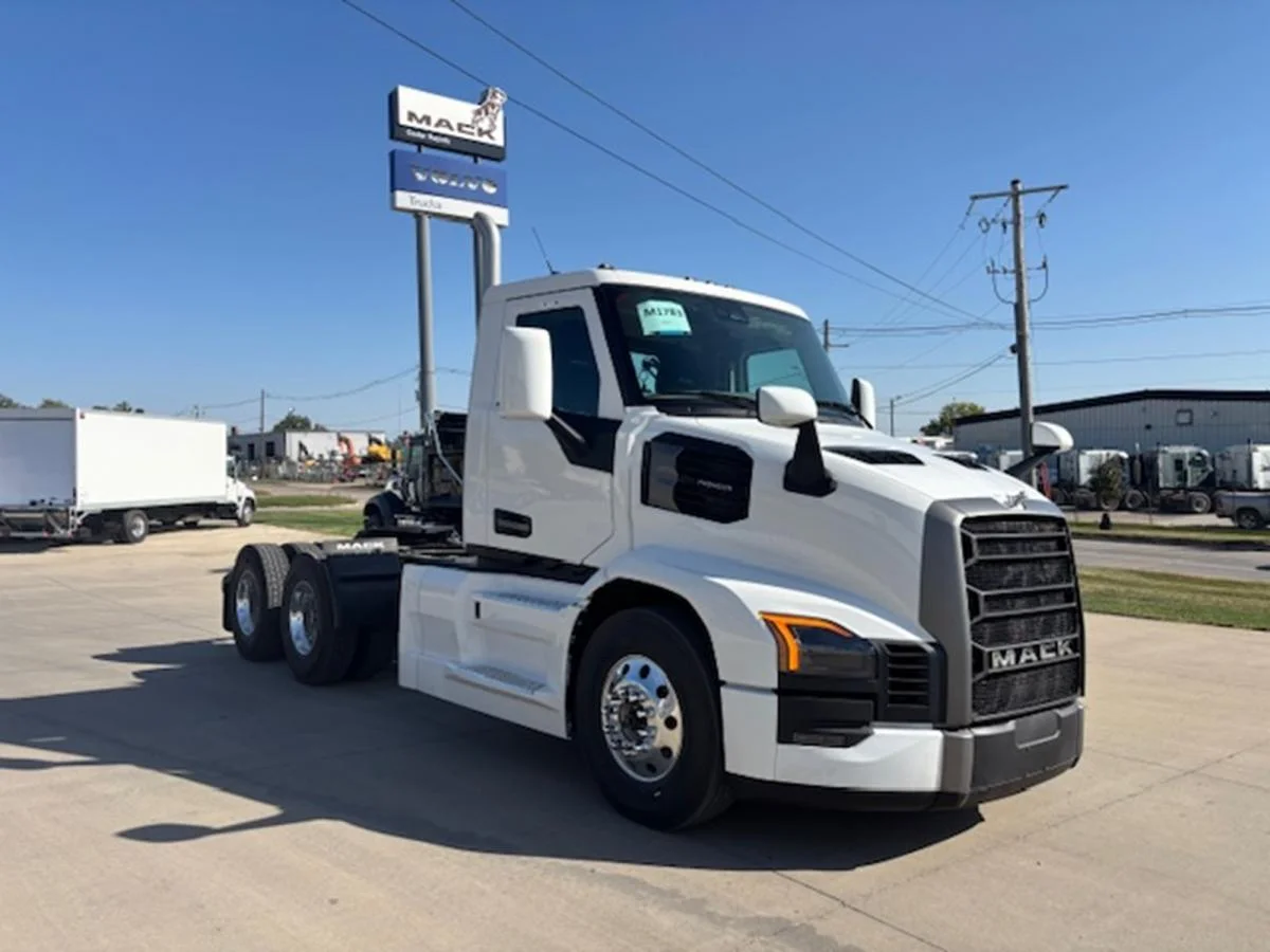 2026 Mack Pioneer in Cedar Rapids, IA — photo 7