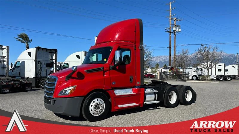 2022 Freightliner Cascadia in Fontana, CA