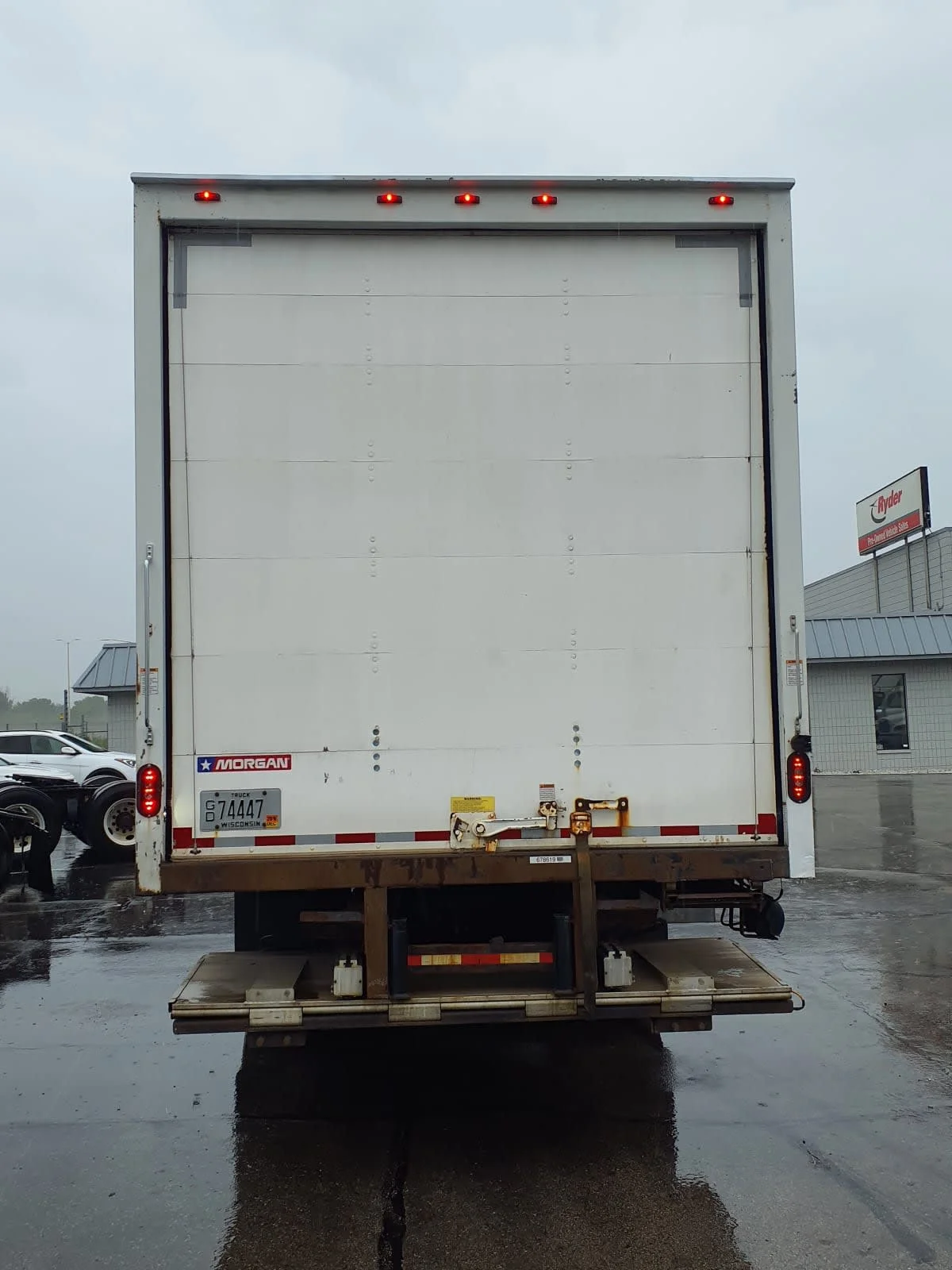 2017 Freightliner M2 106 in Oak Creek, WI — photo 5