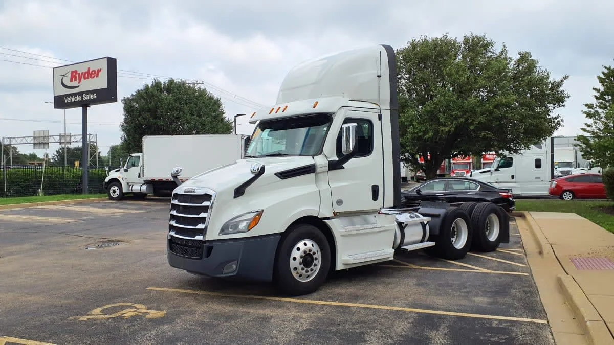 2021 Freightliner Cascadia in Bolingbrook, IL