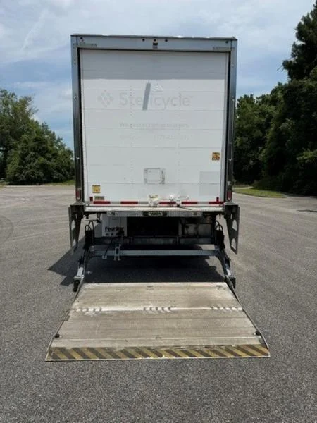 2020 Freightliner M2 106 — photo 5