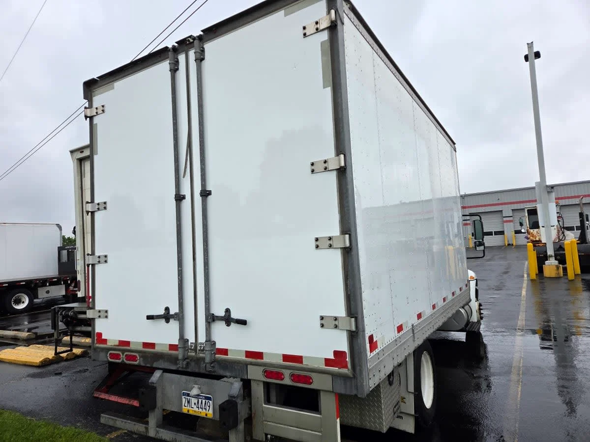 2019 International 4300 in Allentown, PA — photo 4
