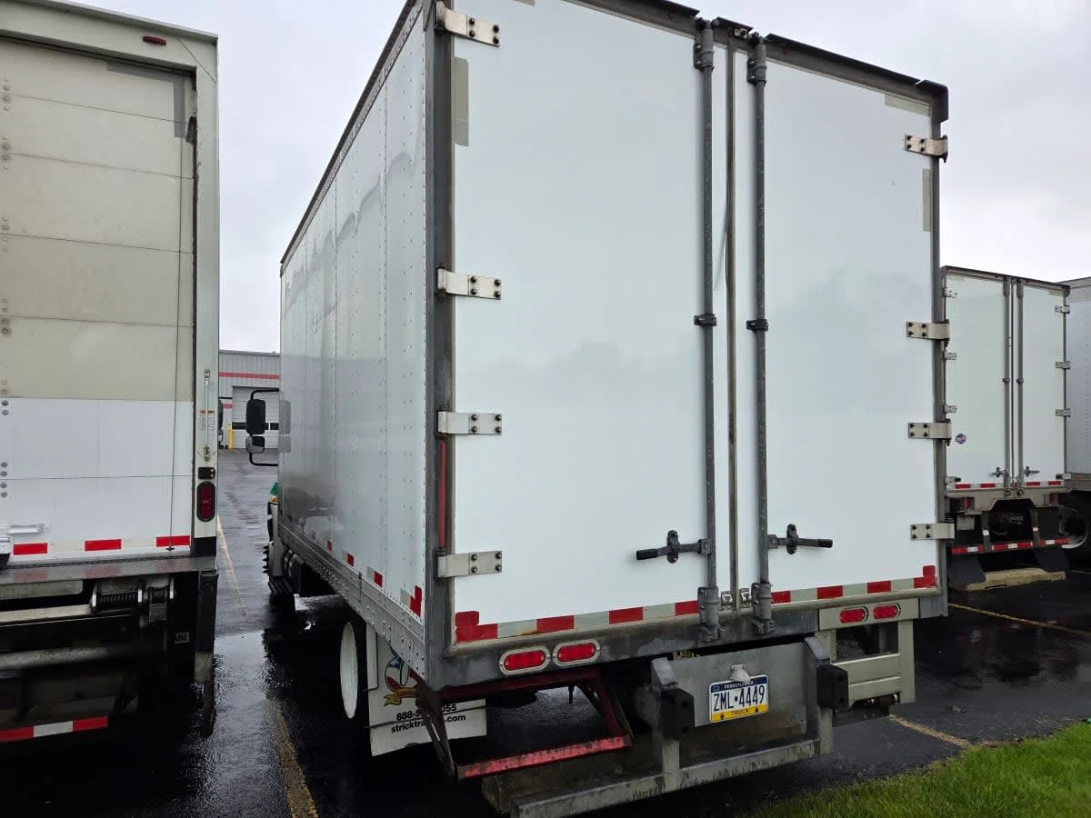 2019 International 4300 in Allentown, PA — photo 6