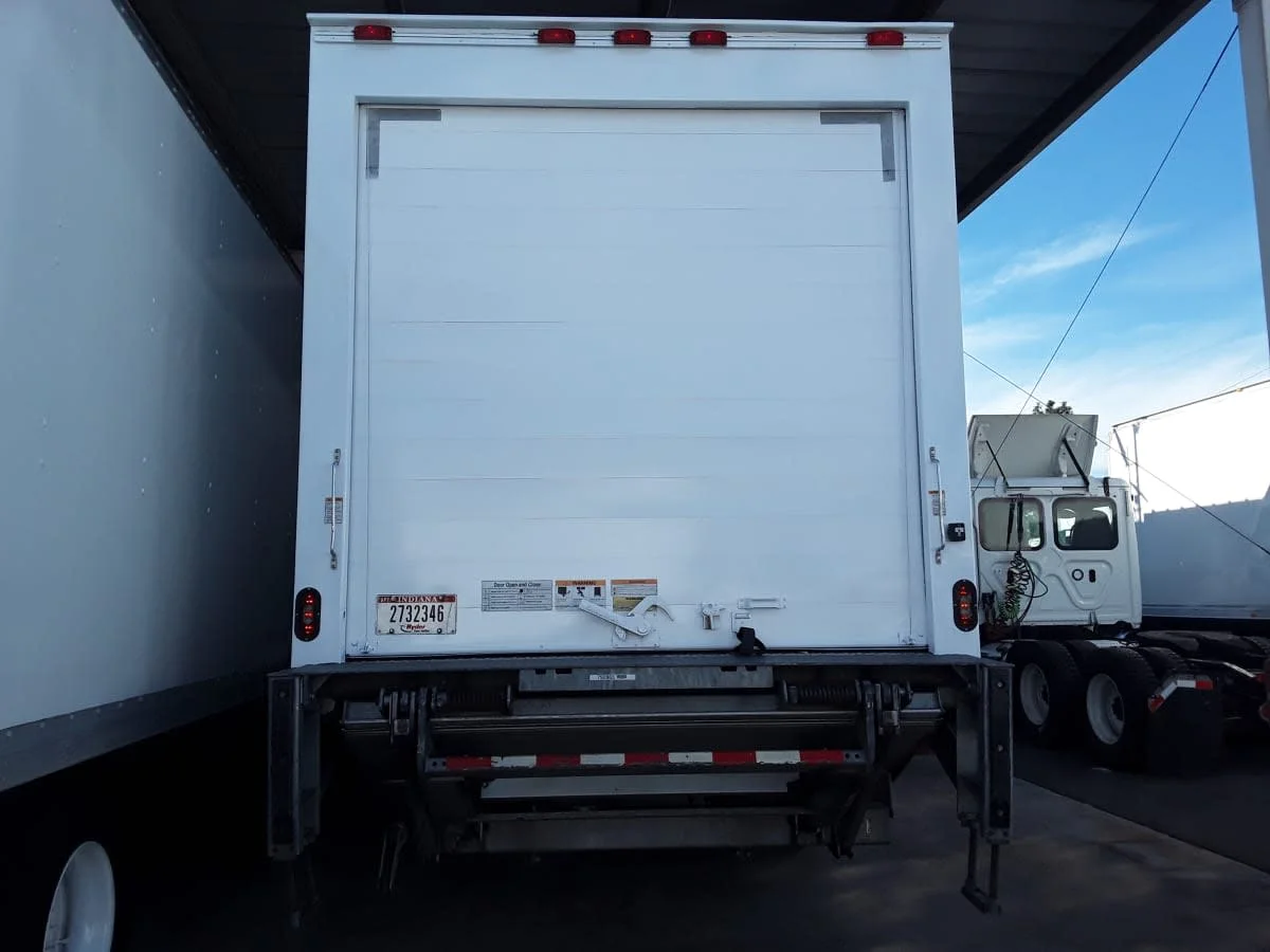 2018 Freightliner M2 106 in Montebello, CA — photo 5