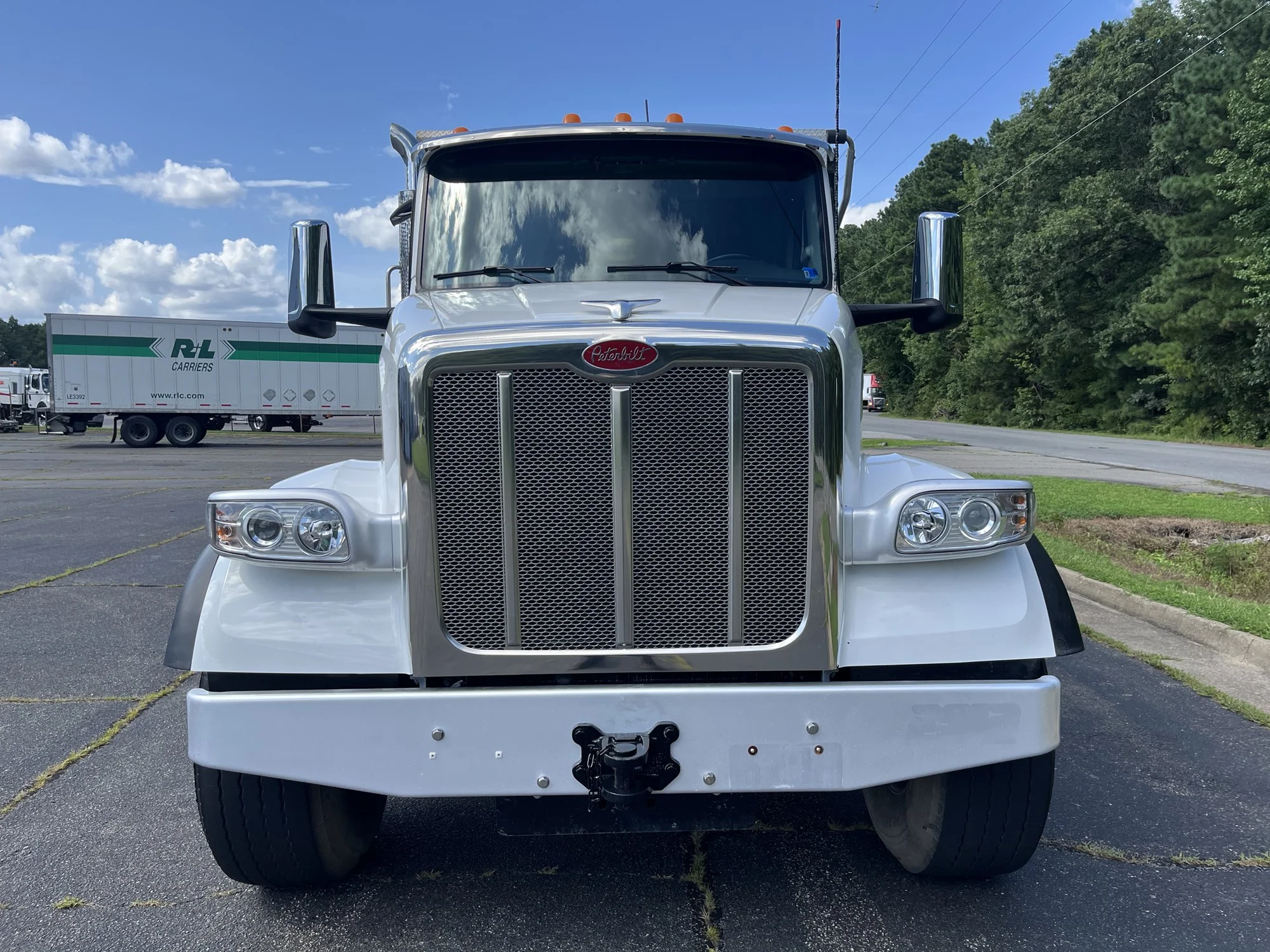 2025 Peterbilt in Richmond, VA — photo 2