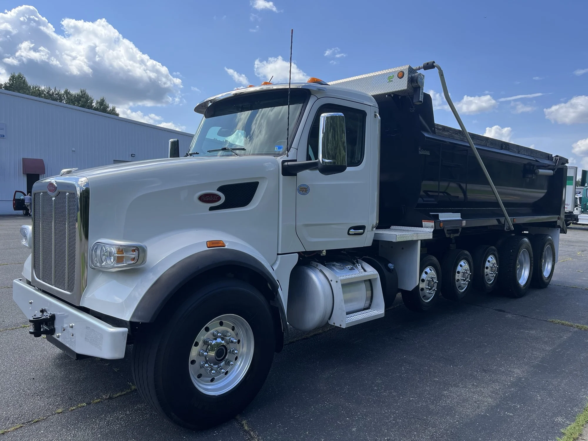 2025 Peterbilt