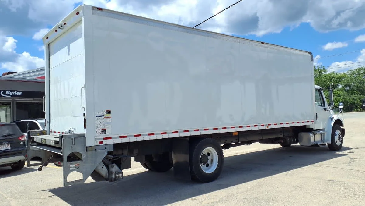 2020 Freightliner M2 106 in Warwick, RI — photo 4