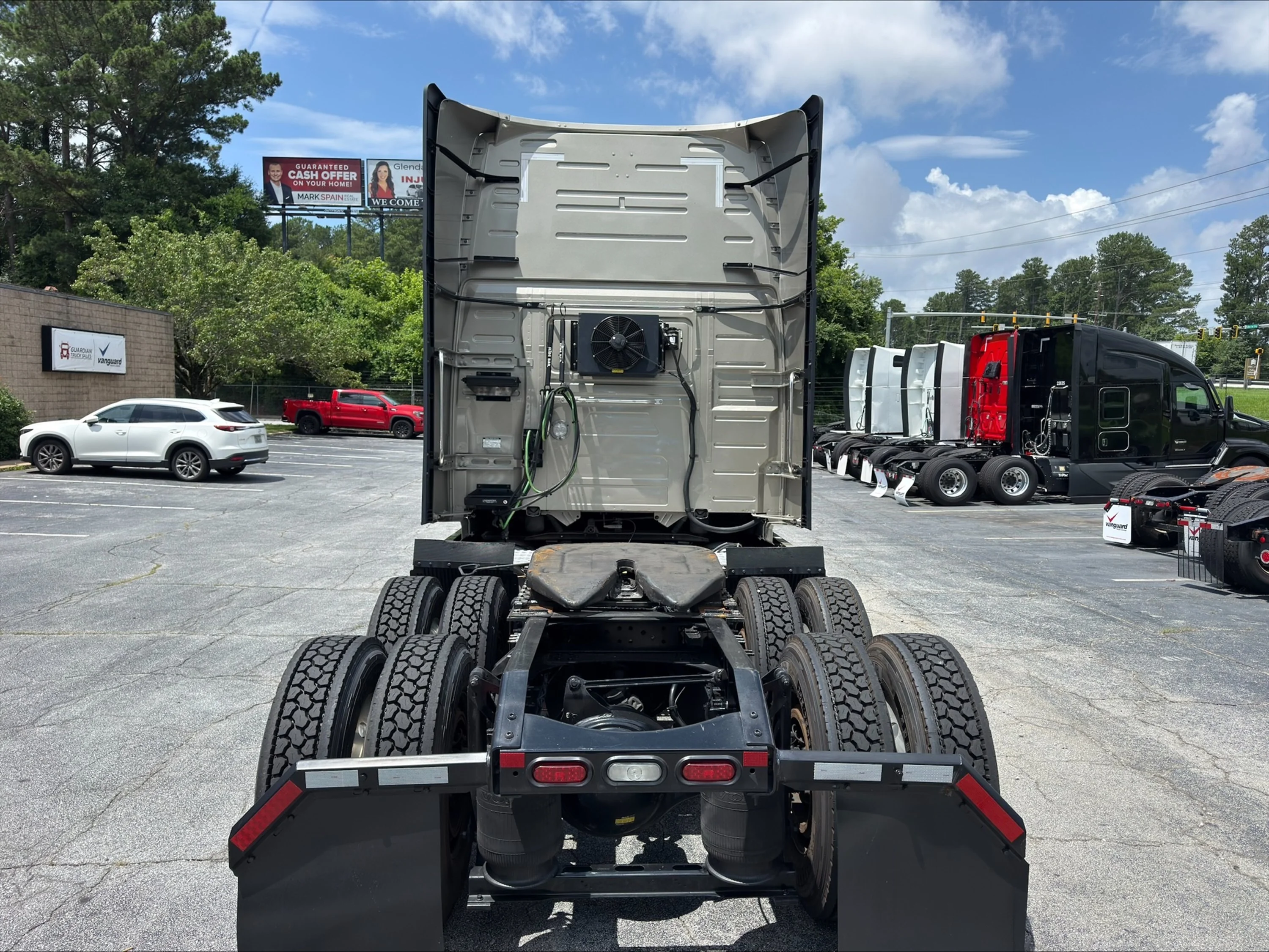 2023 Volvo VNL 760 in Guardian Atlanta — photo 4