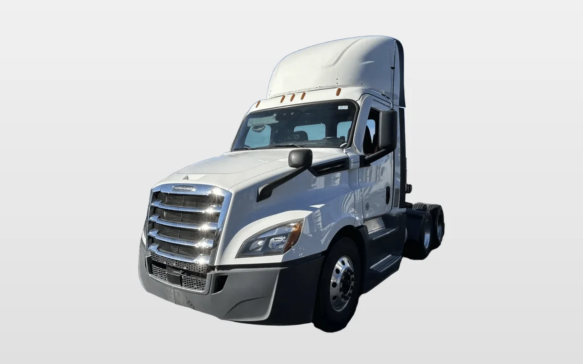 2021 Freightliner Cascadia - image 1