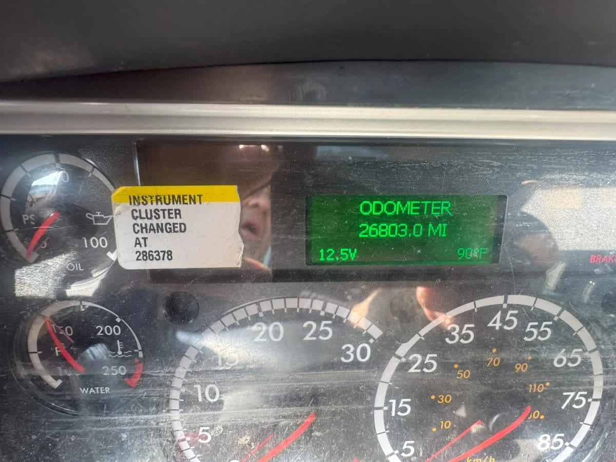 2017 Freightliner M2 106 - image 13