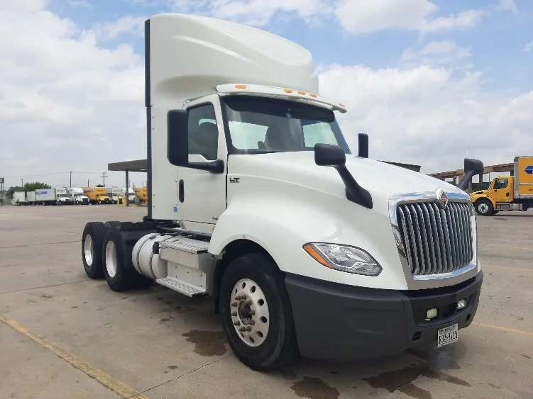 2018 International LT in Fort Worth, TX