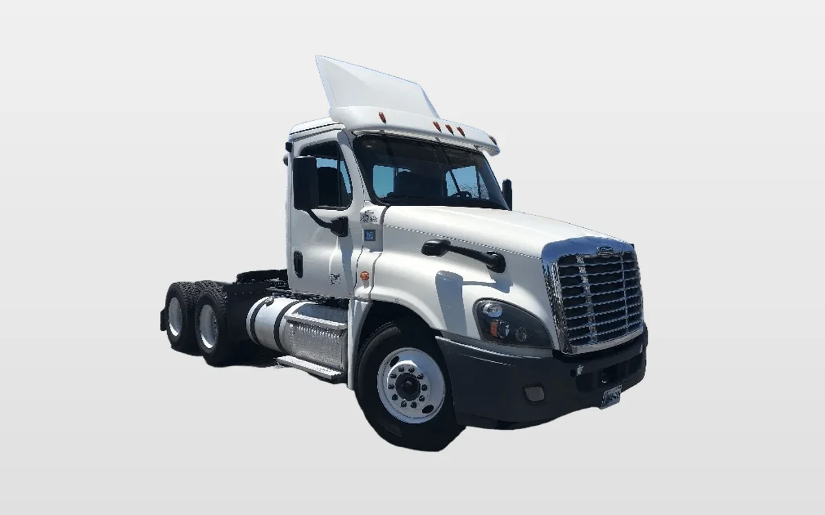 2019 Freightliner - image 1