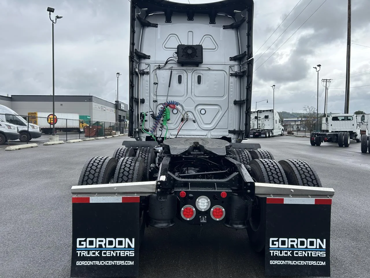 2027 Freightliner Cascadia in Olympia, WA — photo 5