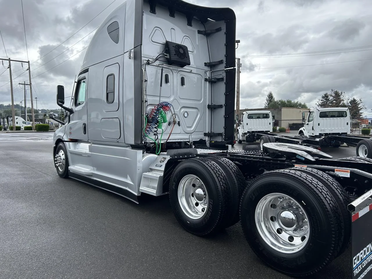 2027 Freightliner Cascadia in Olympia, WA — photo 4