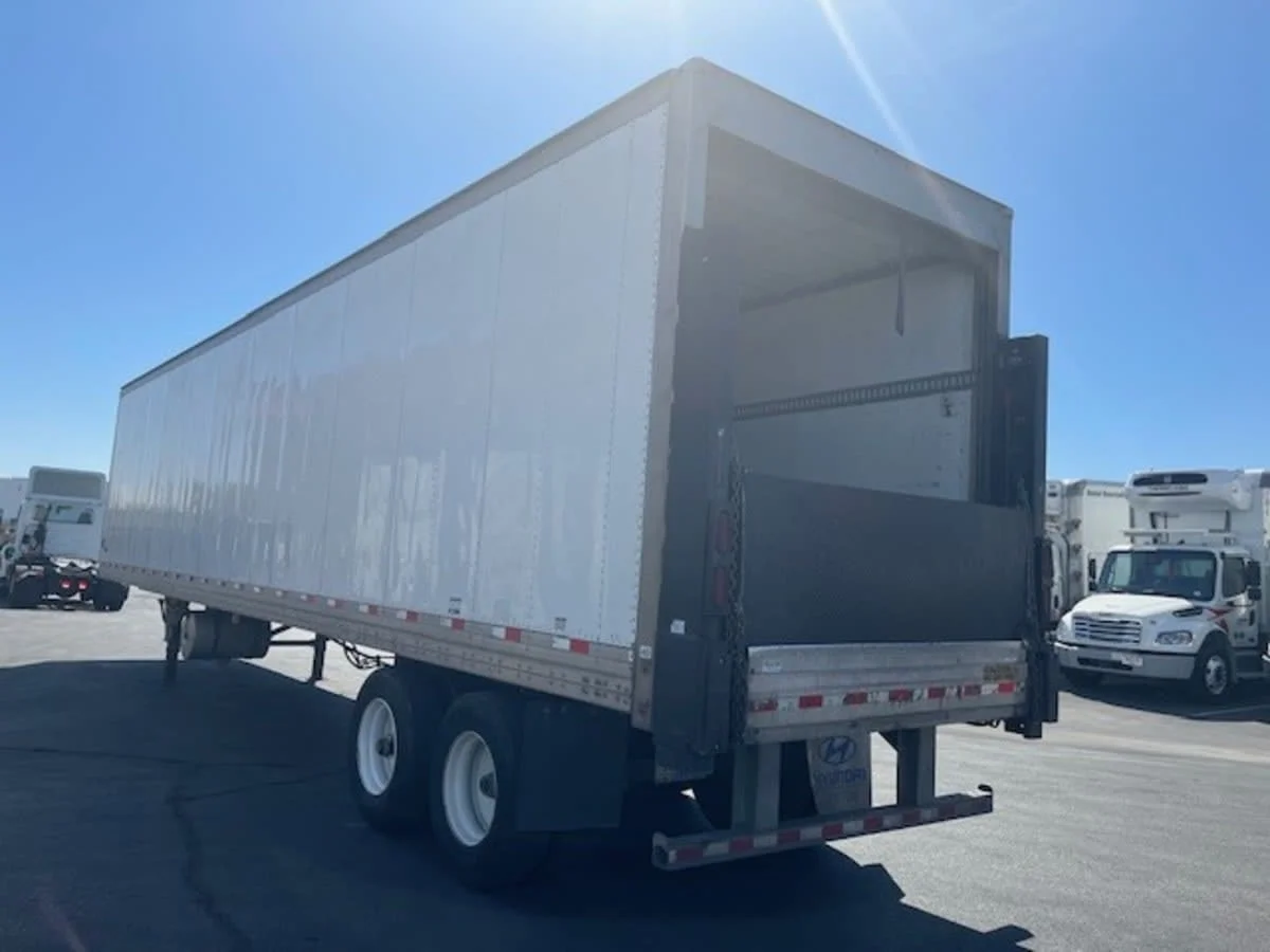 2017 Hyundai Translead in Fontana, CA — photo 6