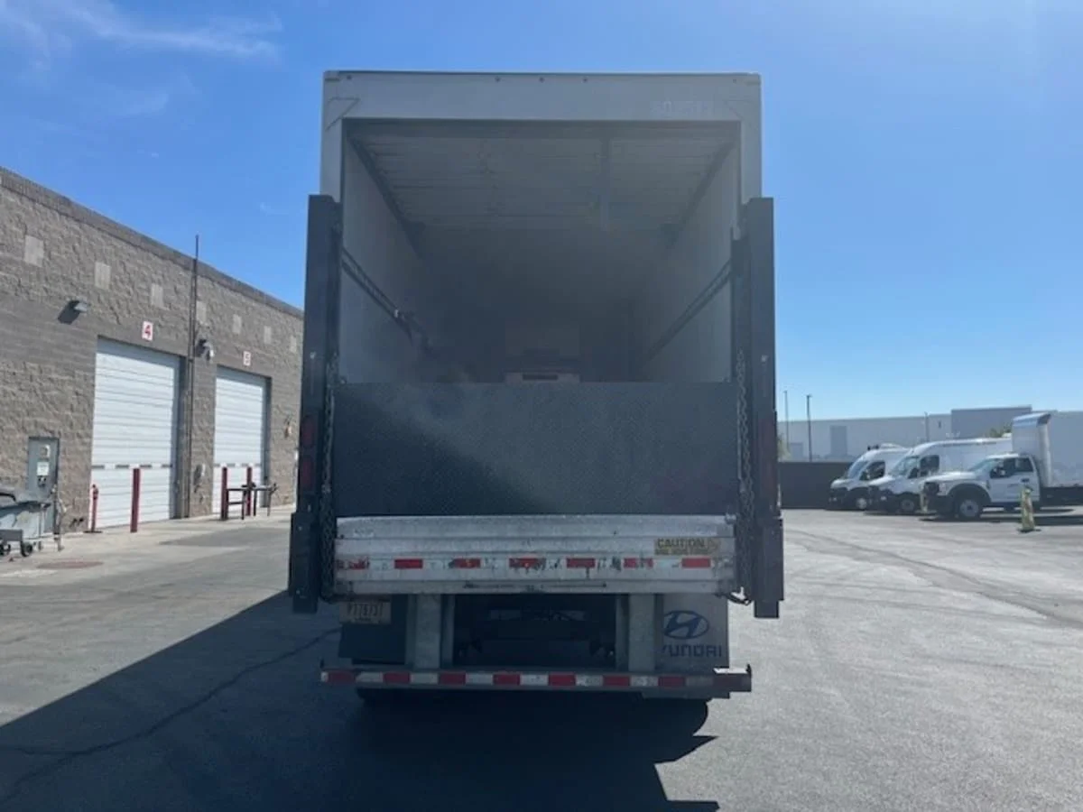 2017 Hyundai Translead in Fontana, CA — photo 5