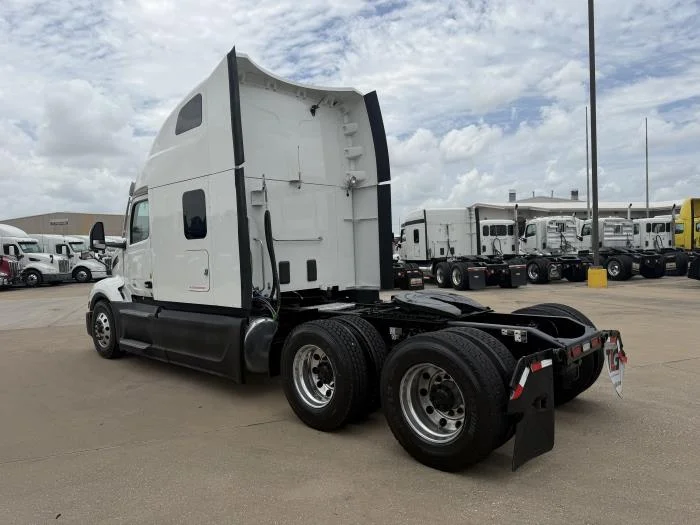 2022 Peterbilt 579 — photo 4