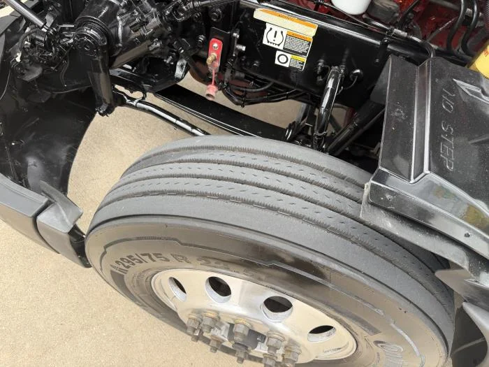2022 Peterbilt 579 — photo 19