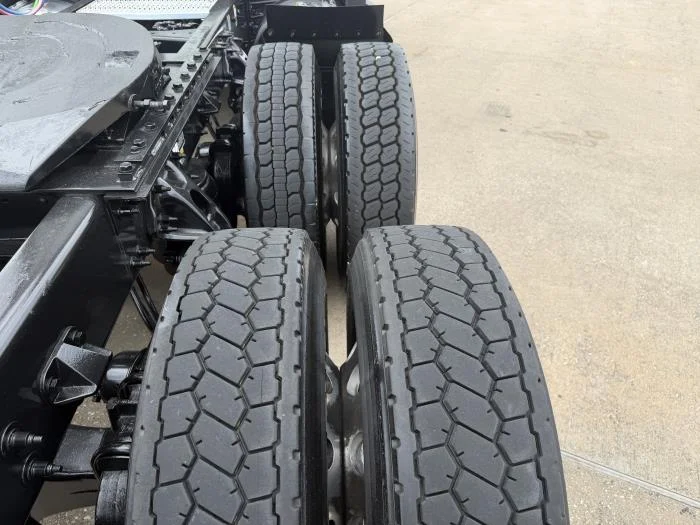 2022 Peterbilt 579 — photo 12