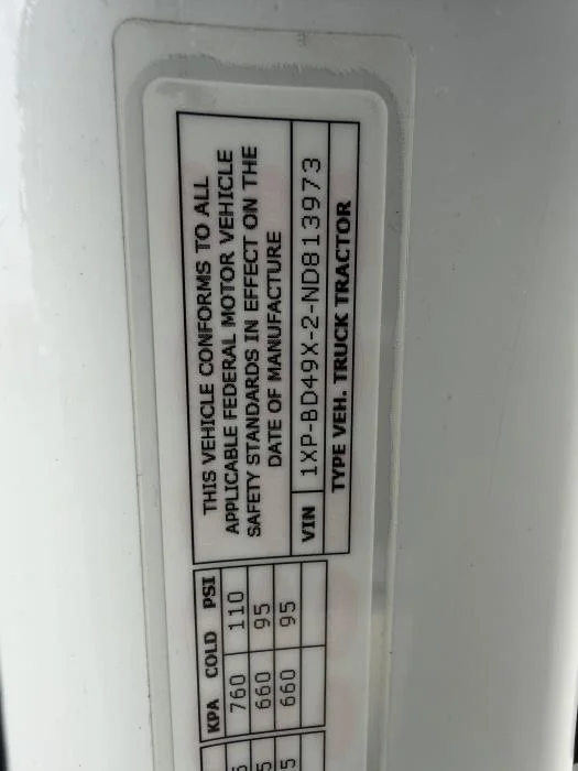 2022 Peterbilt 579 — photo 28