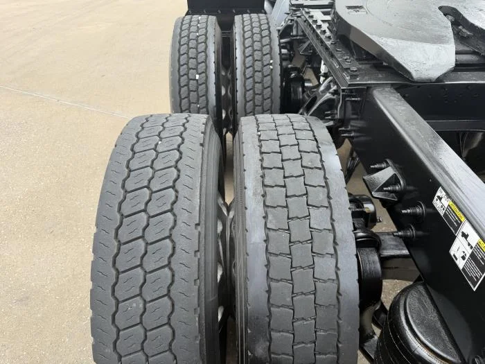 2022 Peterbilt 579 — photo 13