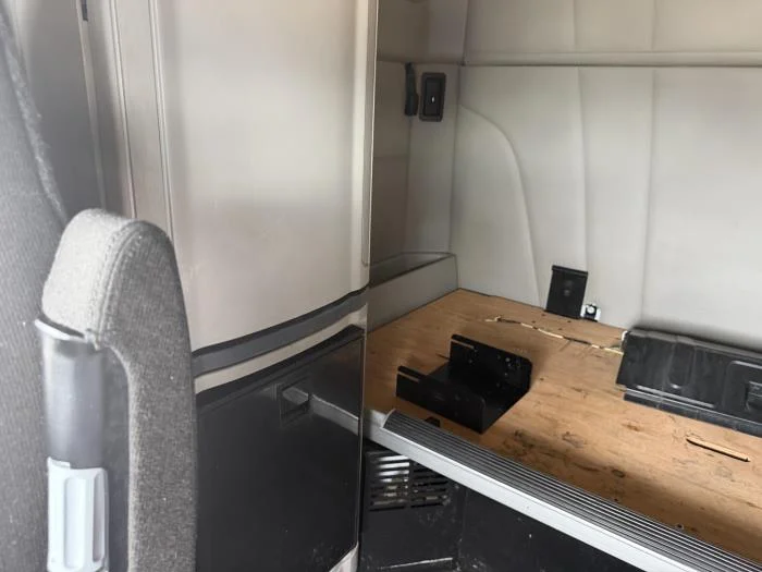 2022 Peterbilt 579 — photo 32