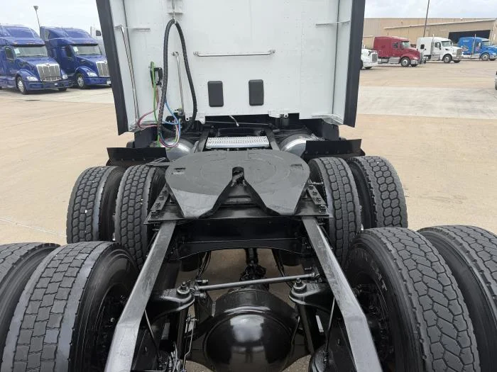 2022 Peterbilt 579 — photo 14