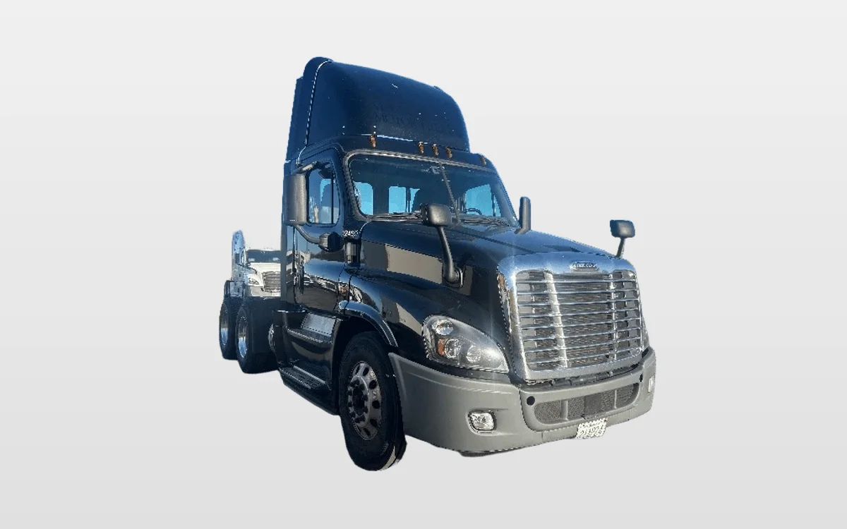 2019 Freightliner - image 1